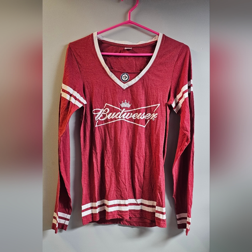 Ladies long sleeve Budweiser Vneck shirt